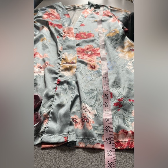 David’s Bridal Dusty Blue Satin Feel Robe Size L/XL - Picture 9 of 13